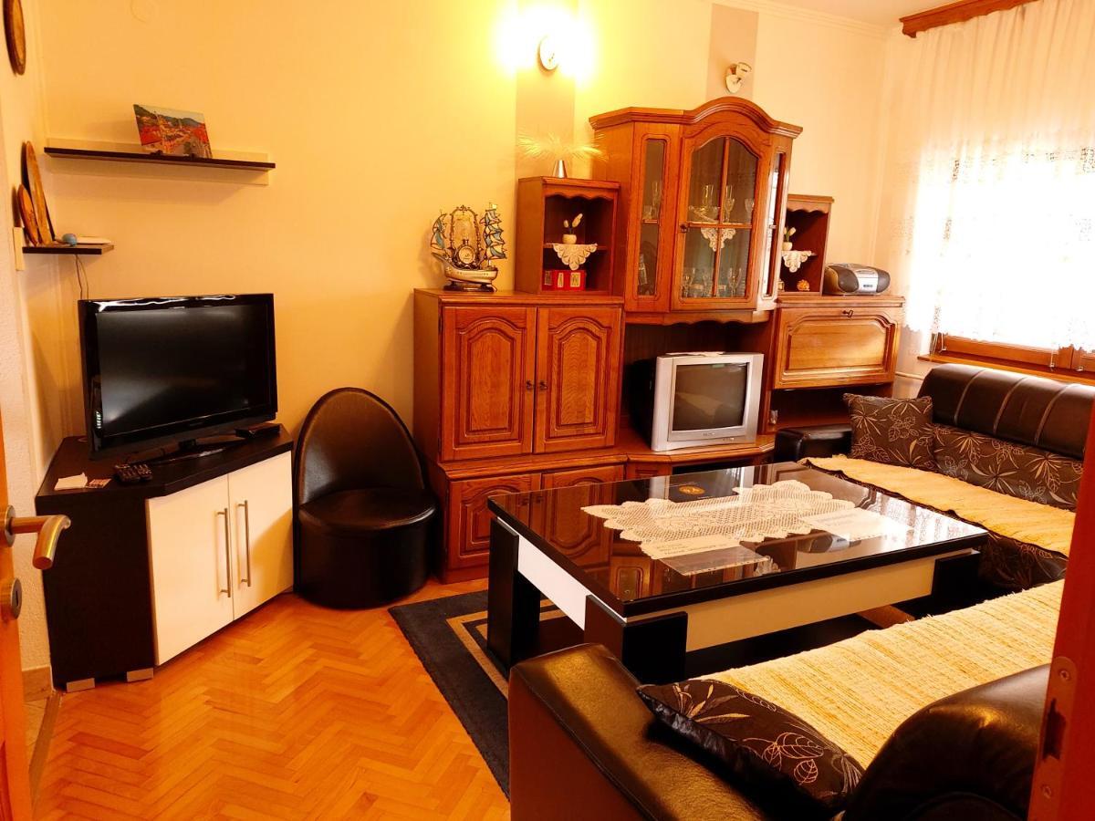 Guest House Ahmo Halilcevic Dubrave Gornje Exterior photo